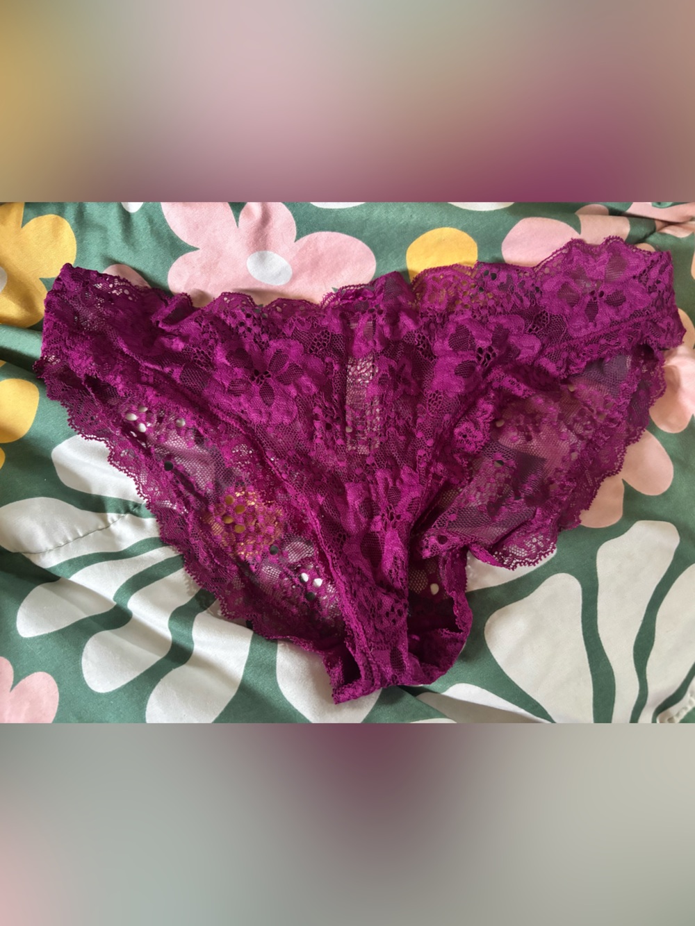 Victoria's Secret - Dream Angels - Purle Lace Cheekini - Size Large - Well Worn